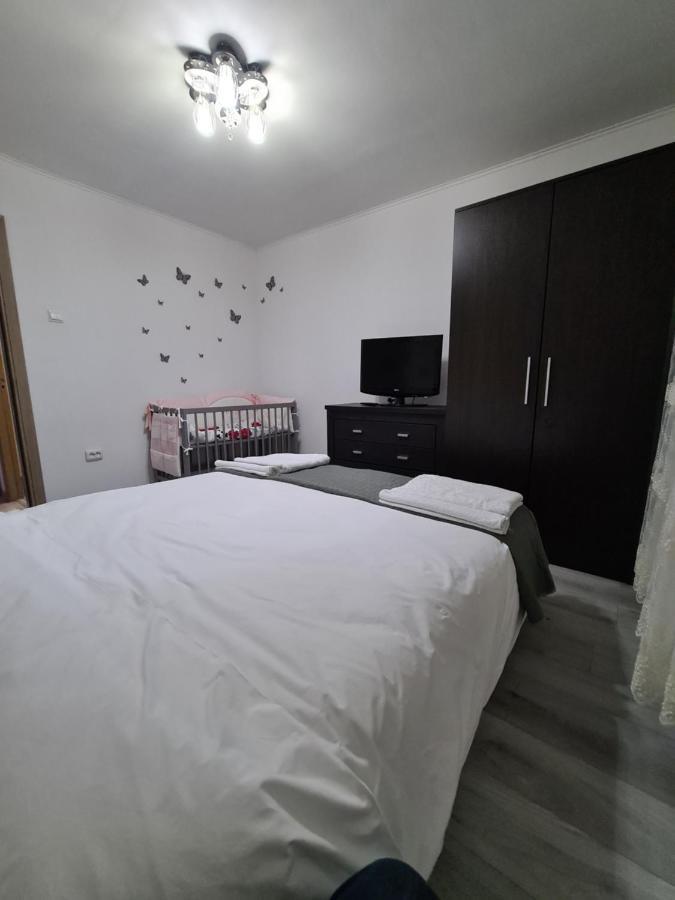 Apartament Apartament Ultra Central 1 Hunedoara Zewnętrze zdjęcie